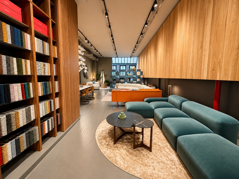60 Grand St, New York, NY for lease - Building Photo - Image 3 of 7