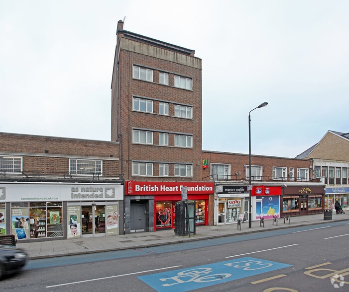 184 Balham High Rd, Londres à louer - Photo du bâtiment - Image 2 de 2
