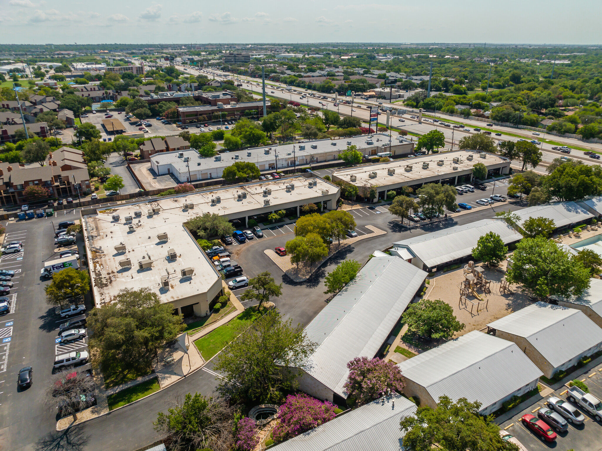 2391 NE Loop 410, San Antonio, TX à louer Photo du b timent- Image 1 de 11