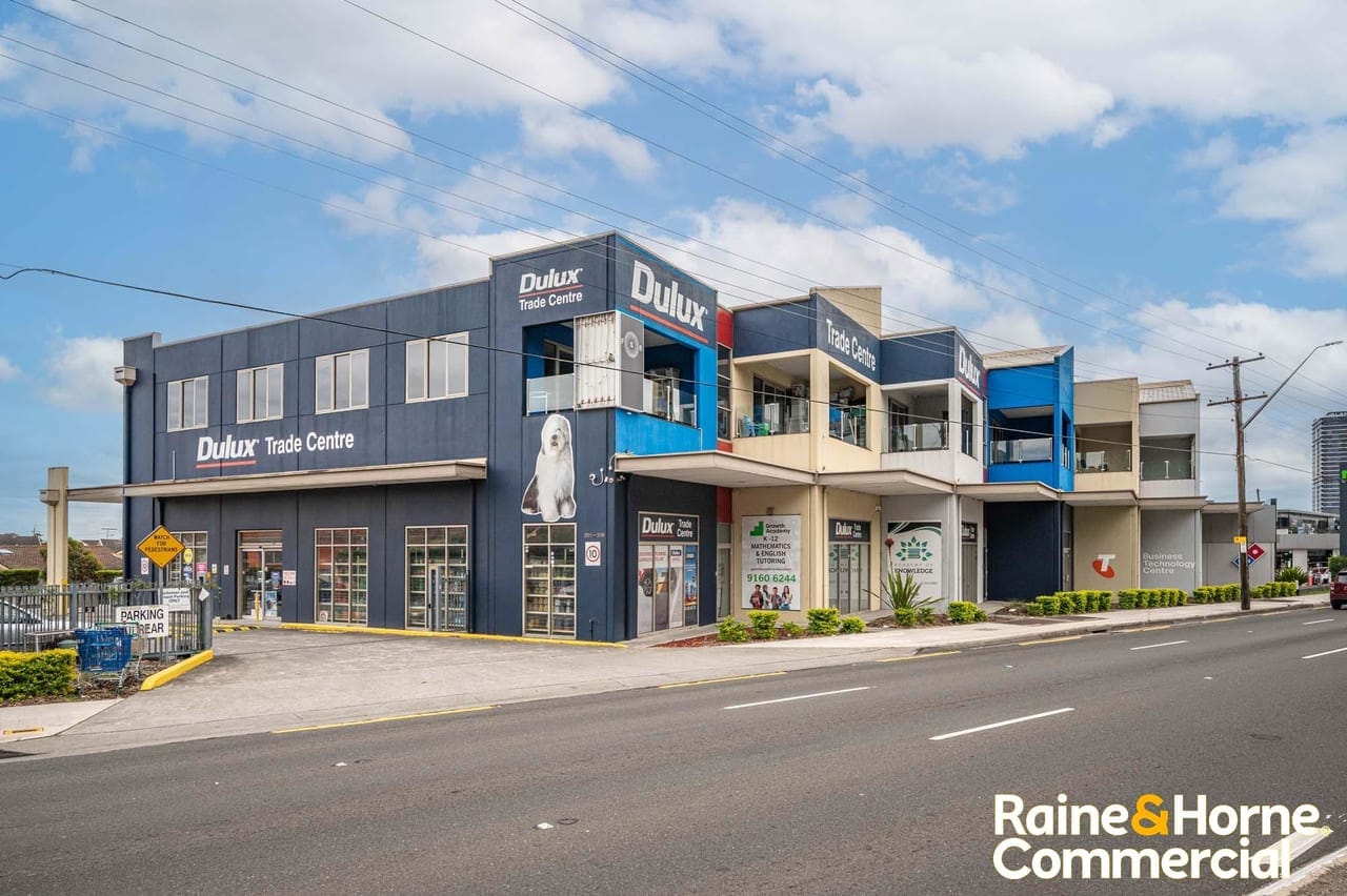 395 Hume Hwy, Liverpool for lease Primary Photo- Image 1 of 3