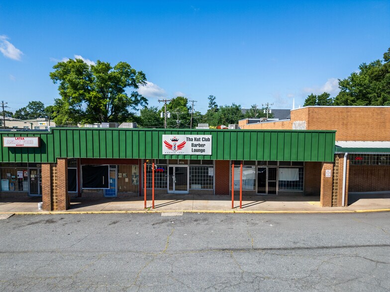 3401 Brookshire Blvd, Charlotte, NC à louer - Photo du bâtiment - Image 3 de 8