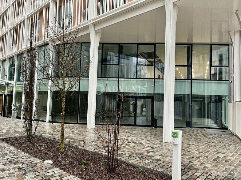 2026 Boulevard De La Défense, Nanterre for lease - Building Photo - Image 1 of 12