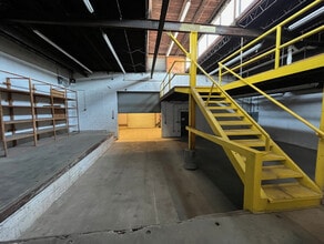 3710 Messer Airport Hwy, Birmingham, AL for lease Interior Photo- Image 2 of 6