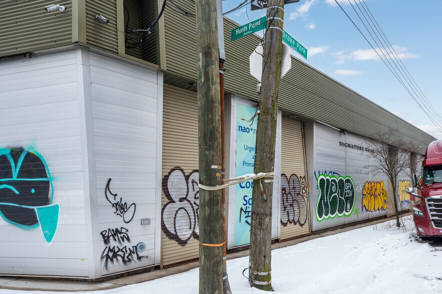 421 Hunts Point Ave, Bronx, NY for sale - Building Photo - Image 3 of 7