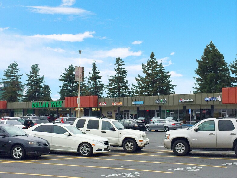 6-80 E Washington St, Petaluma, CA à louer - Photo principale - Image 2 de 4