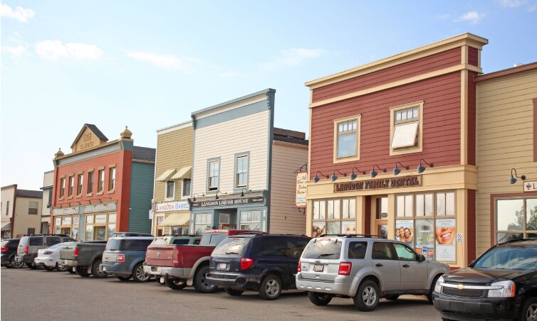 Vale View Rd, Langdon, AB à vendre - Photo principale - Image 1 de 1