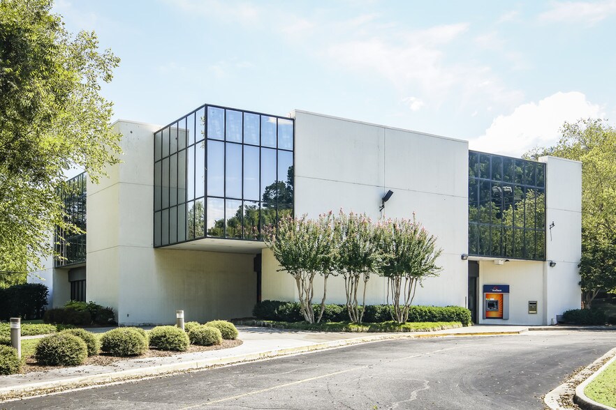 500 E Elm St, Rockmart, GA à louer - Photo du bâtiment - Image 3 de 6