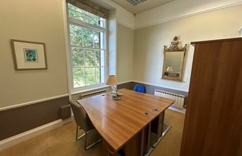 La Grange, Guernsey for lease Interior Photo- Image 1 of 7