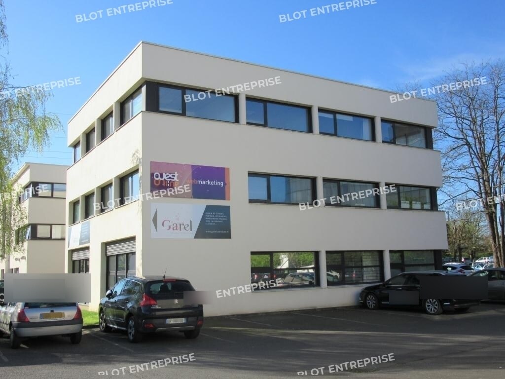 Bureau dans Cesson-Sévigné à louer Photo du bâtiment- Image 1 de 16