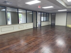 3100 Richmond Ave, Houston, TX à louer Photo intérieure- Image 2 de 5