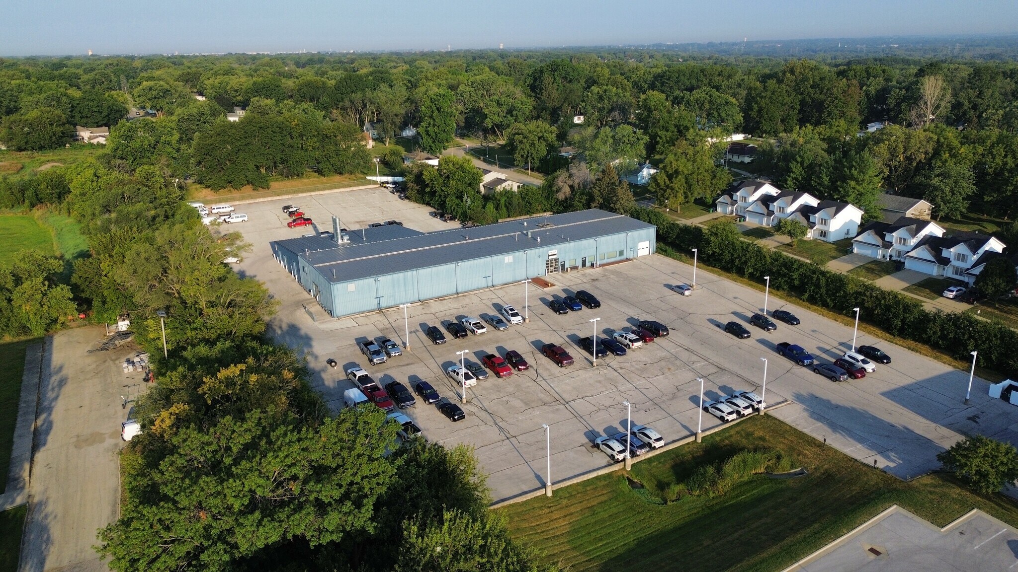 4410 Merle Hay Rd, Des Moines, IA à louer Photo du bâtiment- Image 1 de 8