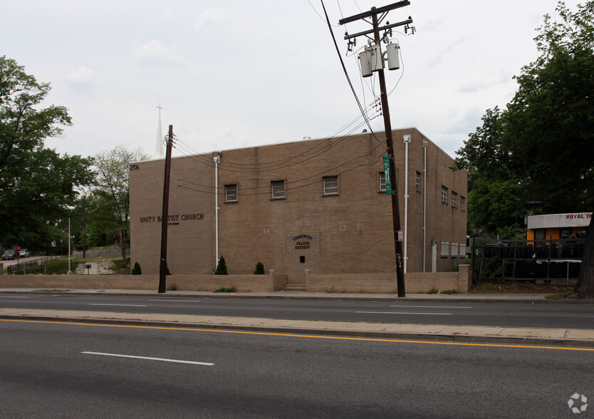 2706 Bladensburg Rd NE, Washington, DC à vendre - Photo principale - Image 1 de 1