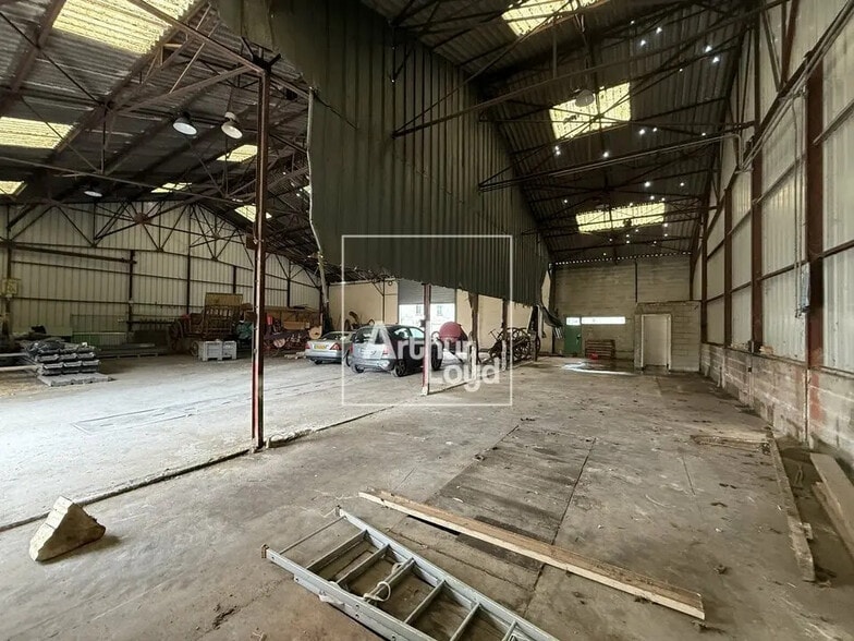 Local d'activités dans Aubepierre-Ozouer-le-Repos à vendre - Photo intérieure - Image 2 de 5