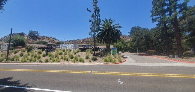 More details for 30555 Trabuco Canyon Rd, Trabuco Canyon, CA - Retail for Sale