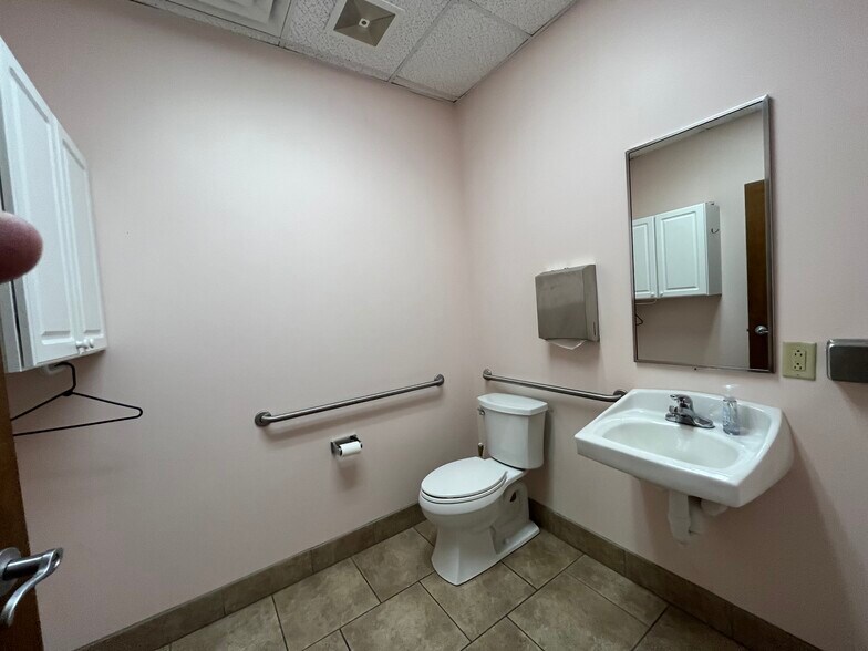 140 Industrial Park Drive, Forsyth, GA à vendre - Photo intérieure - Image 3 de 16