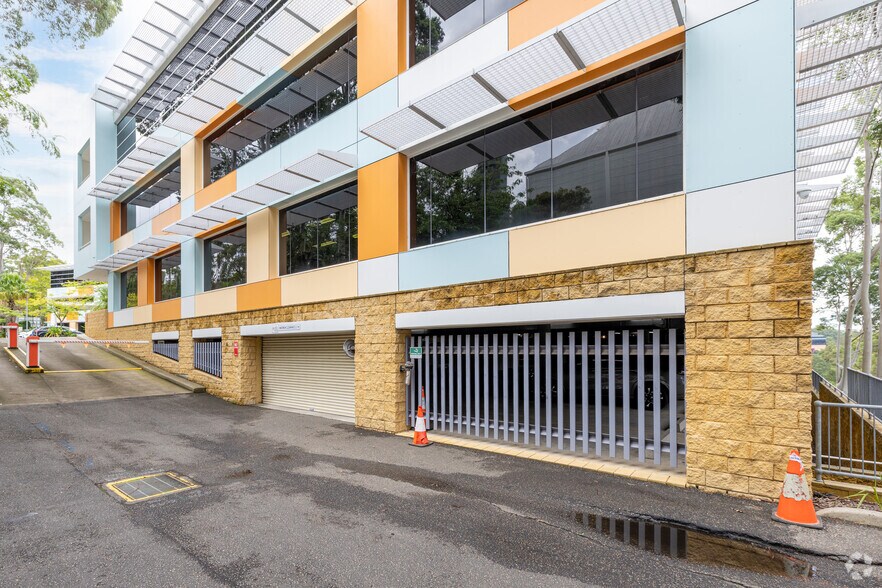 12 Julius Ave, North Ryde for lease - Building Photo - Image 2 of 5