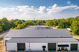 240 E Park St, Guthrie, KY for lease Aerial- Image 1 of 29