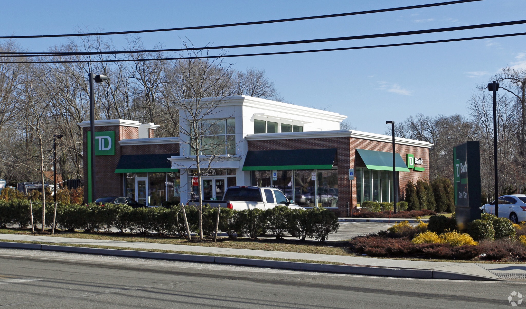 188 N Main St, Sayville, NY for lease Primary Photo- Image 1 of 4