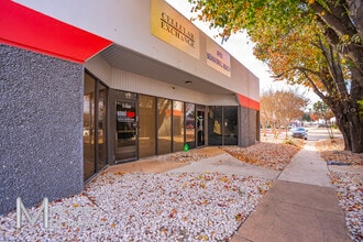 2100 N State Highway 360, Grand Prairie, TX for lease Building Photo- Image 2 of 9