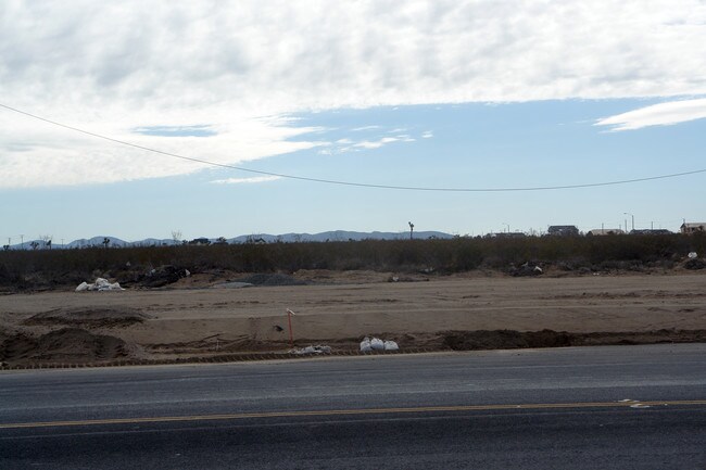 Plus de détails pour 12000 Bear Valley rd, Victorville, CA - Commerce de détail à louer