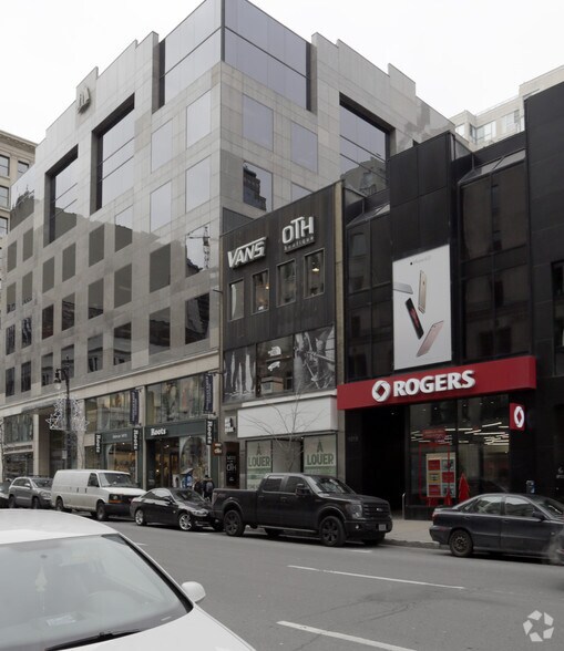 1019-1021 Rue Sainte-Catherine O, Montréal, QC à louer - Photo du bâtiment - Image 3 de 3
