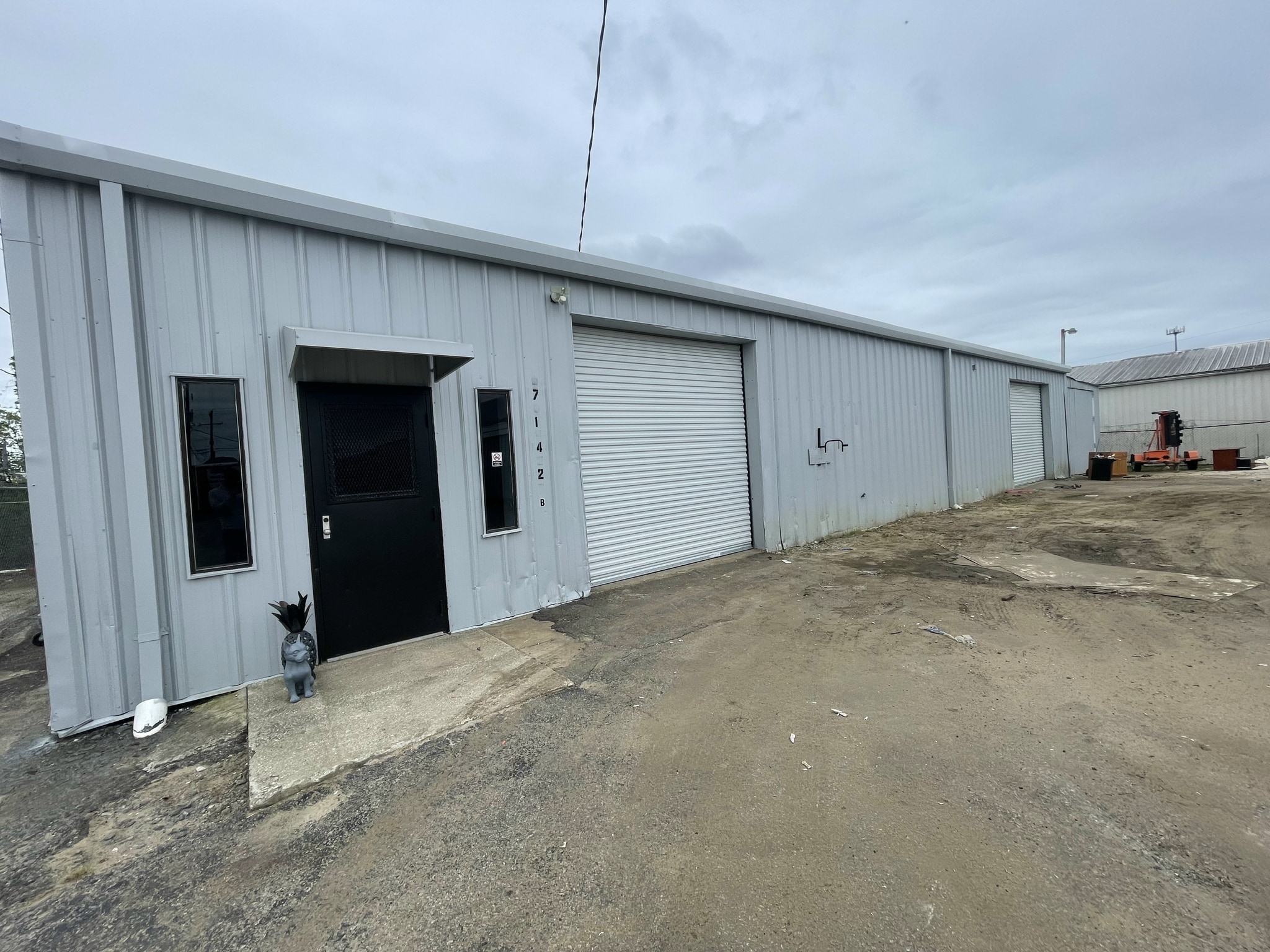 7142 Cross County Rd, Charleston, SC for lease Primary Photo- Image 1 of 10