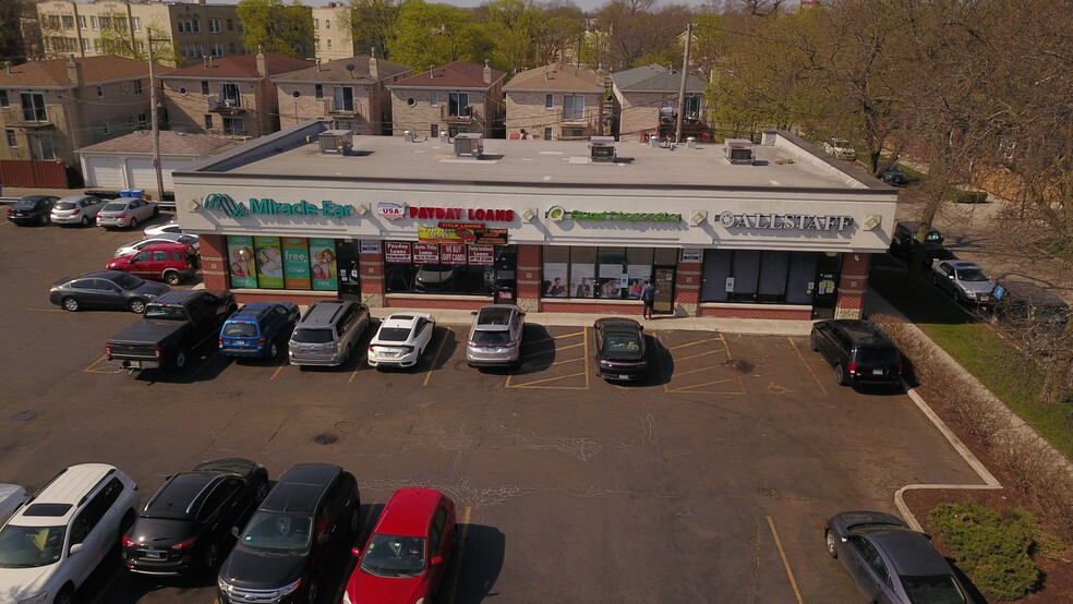 4120-4128 N Milwaukee Ave, Chicago, IL for lease - Building Photo - Image 1 of 10