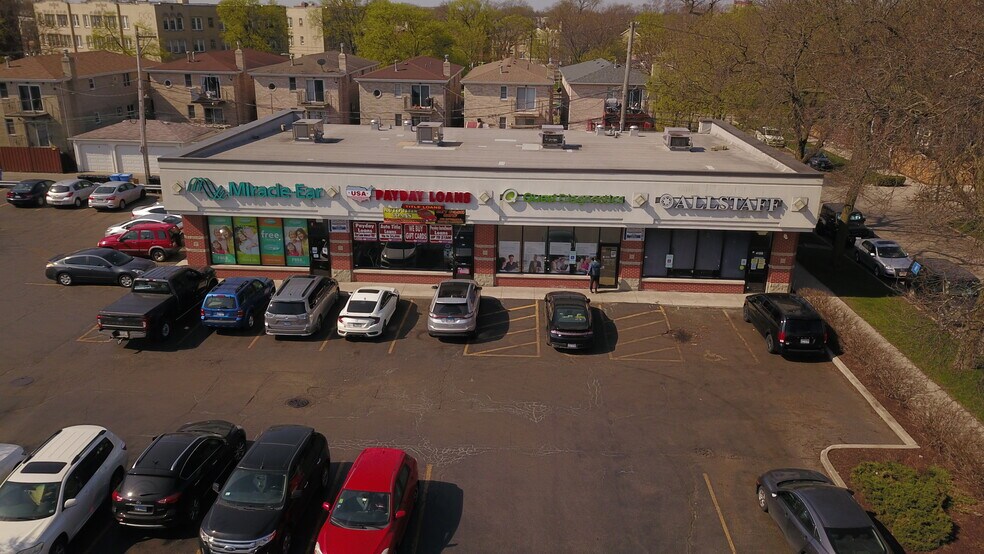 4120-4128 N Milwaukee Ave, Chicago, IL à louer - Photo du bâtiment - Image 1 de 9