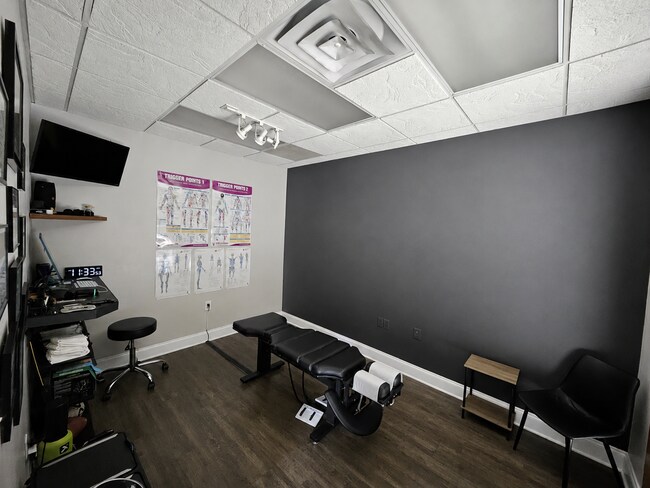 Plus de détails pour 1420 White Cir NW, Marietta, GA - Local d'activités à louer