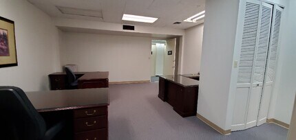 6411 Buswell Rd, Richmond, BC à louer Photo intérieure- Image 2 de 6