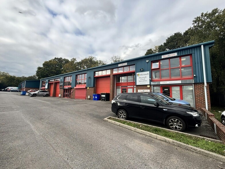 Claylands Rd, Bishops Waltham à louer - Photo du bâtiment - Image 3 de 16