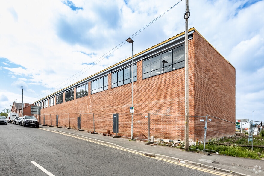 Wainwright Way, Blackburn for lease - Building Photo - Image 2 of 2