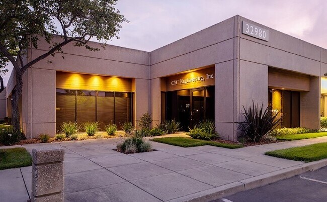 Plus de détails pour 32980 Alvarado Niles Rd, Union City, CA - Plusieurs types d'espaces à louer