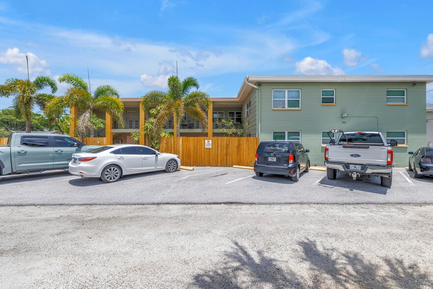 1520 22nd Ave N, Saint Petersburg, FL for sale - Building Photo - Image 2 of 6