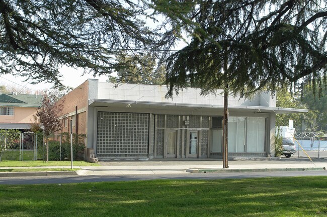 More details for 2024-2026 N Van Ness Blvd, Fresno, CA - Retail for Lease