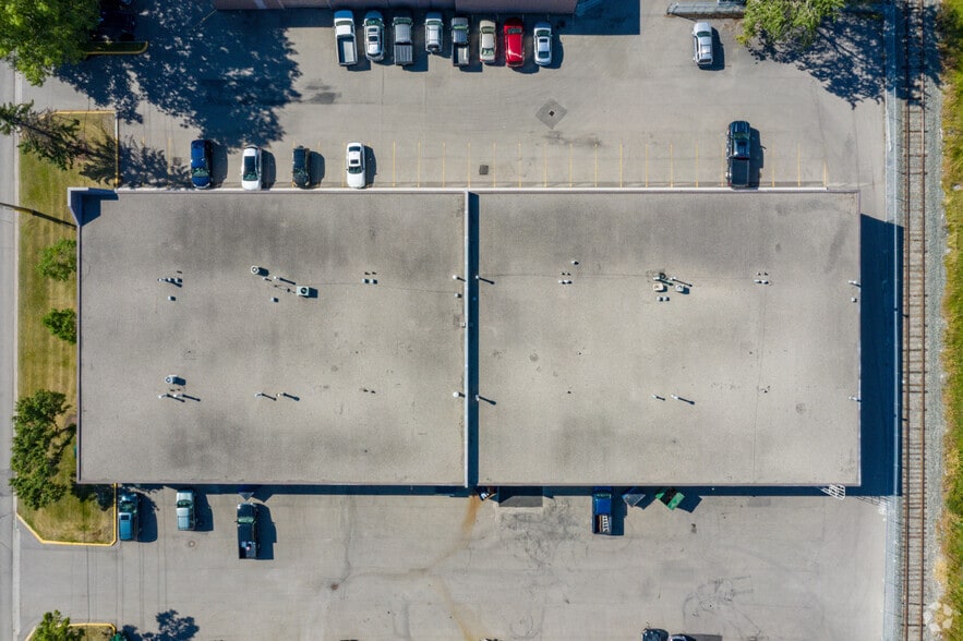 7003 30th St SE, Calgary, AB à louer - Aérien - Image 2 de 4