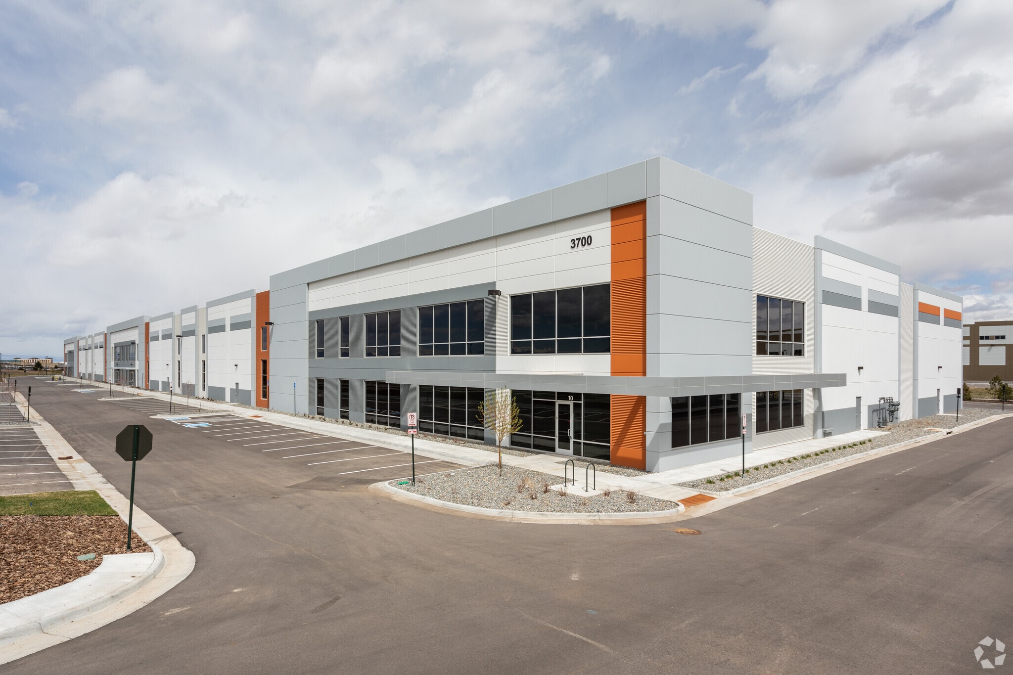 3700 N Salida St, Aurora, CO for lease Primary Photo- Image 1 of 5