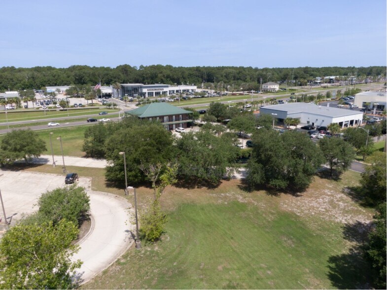 6868 Skaff Ave, Jacksonville, FL à louer - Photo du bâtiment - Image 2 de 7