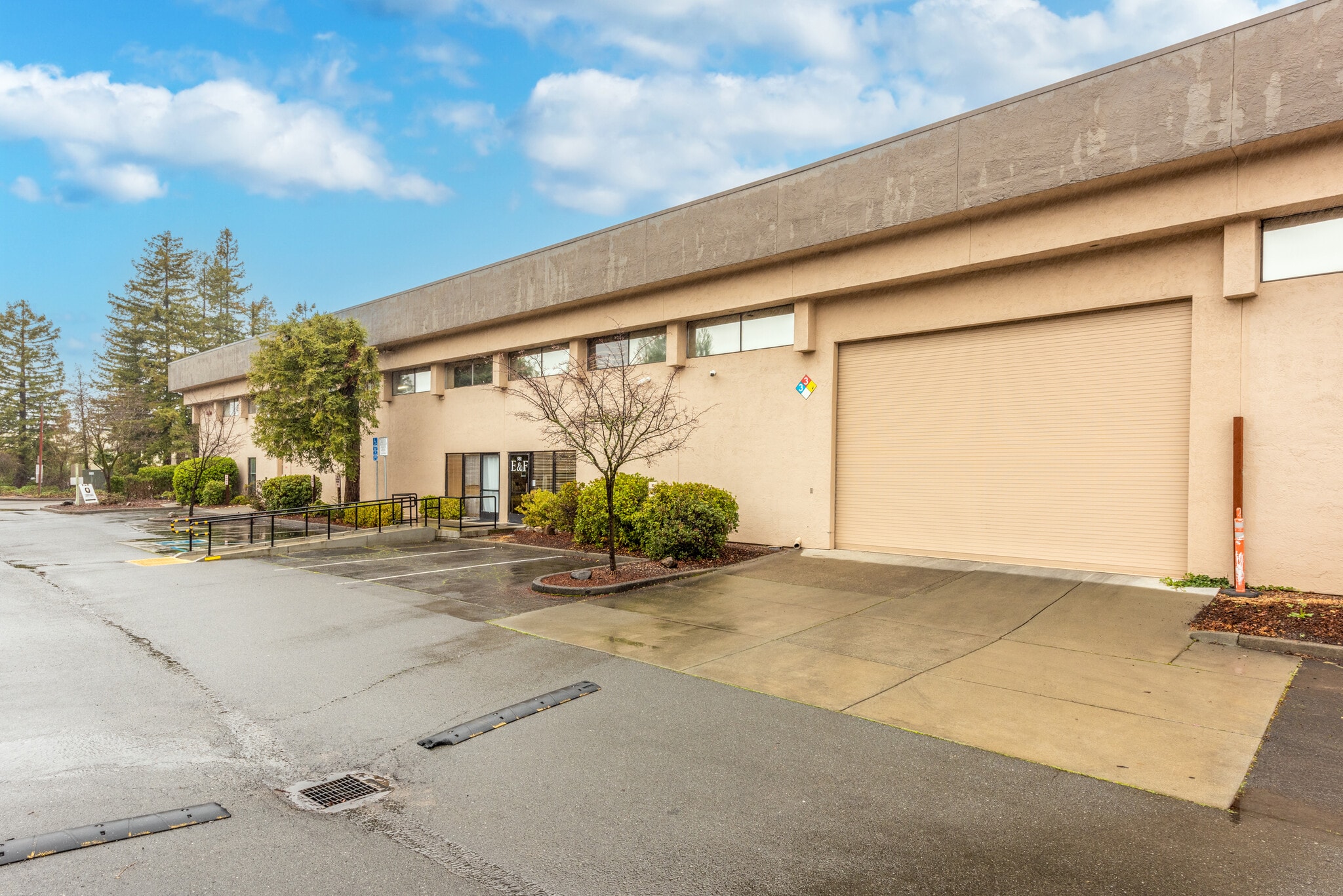 981 Airway Ct, Santa Rosa, CA for lease Building Photo- Image 1 of 15