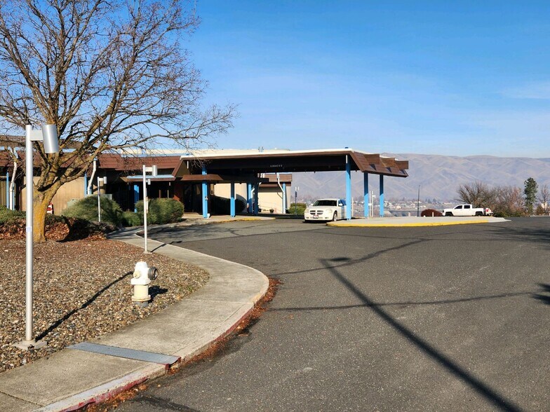 3444 Country Club Dr, Lewiston, ID à vendre - Photo du bâtiment - Image 2 de 45