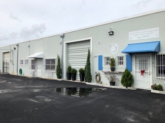 Plus de détails pour 3241-3249 NW 38th St, Miami, FL - Industriel à louer