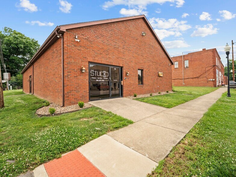 215 Main St, Huntington, WV à vendre - Photo du bâtiment - Image 3 de 29