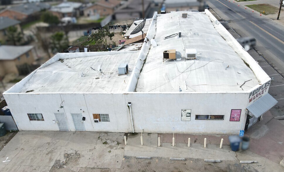 345 Glenwood St, Delano, CA à vendre - Photo du bâtiment - Image 3 de 3