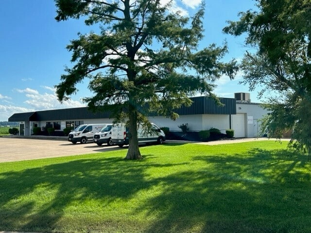 126 Airport Rd, Cape Girardeau, MO for sale - Building Photo - Image 3 of 3