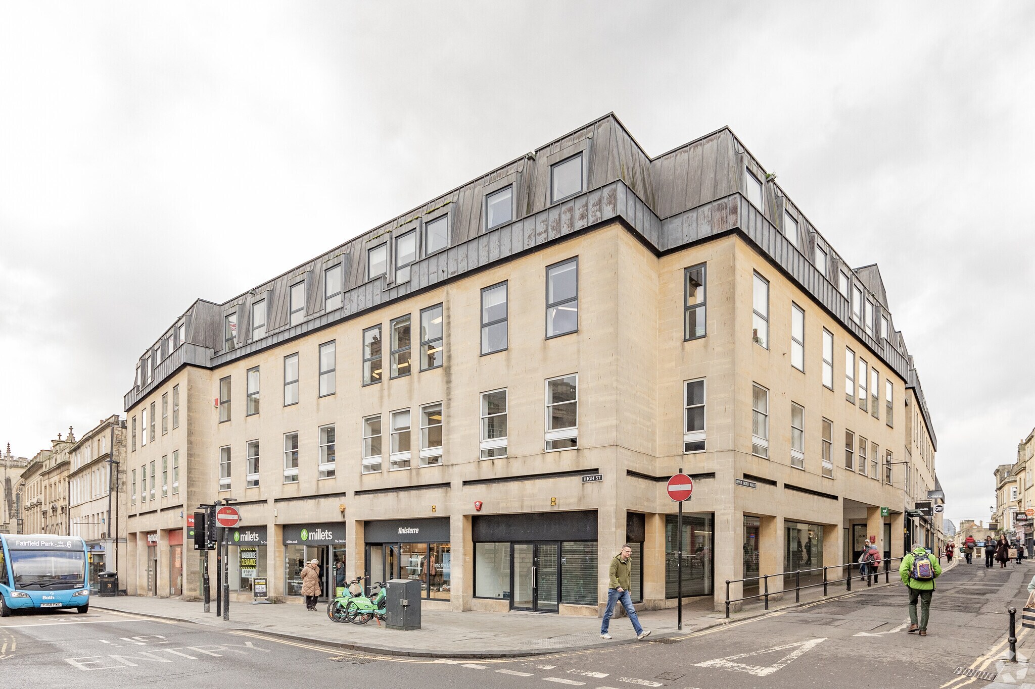 23-28 High St, Bath à louer Photo principale- Image 1 de 8