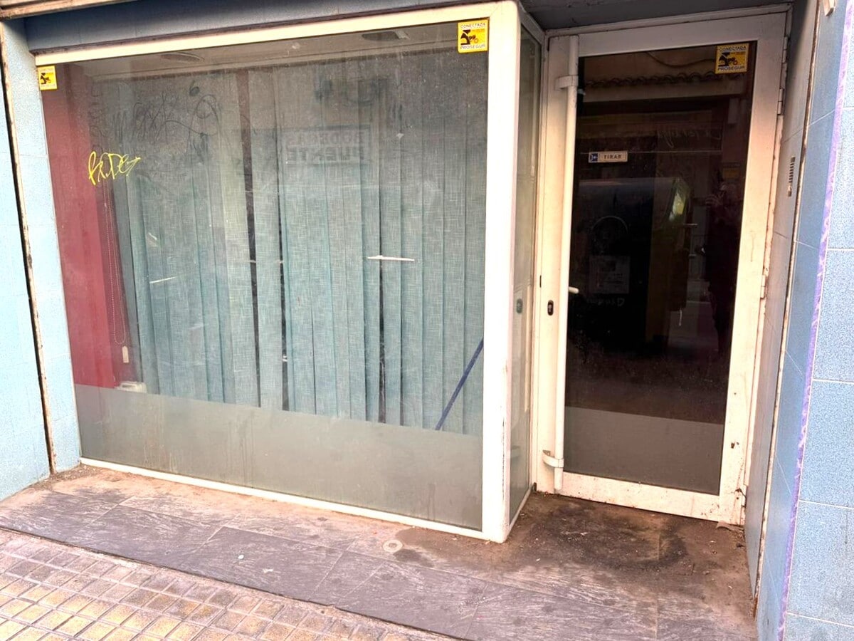 Zaragoza, ZAR 50010 - - - Interior Photo - Image 1 of 8