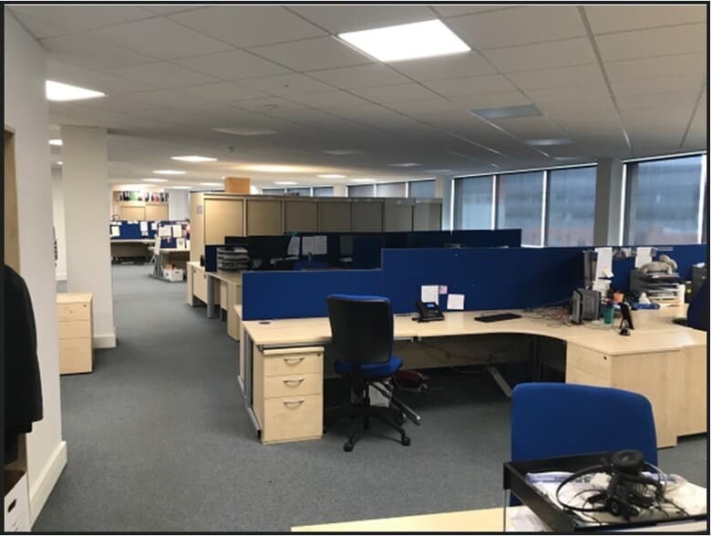 40-56 Victoria St, Bristol for lease - Building Photo - Image 2 of 3