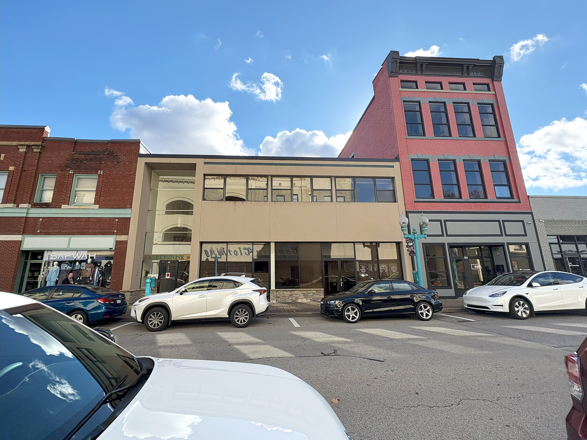 32 E Main St, Carnegie, PA for lease Building Photo- Image 1 of 4