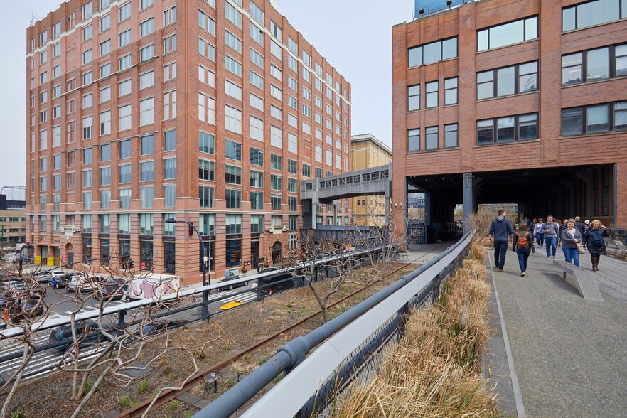 85 10th Ave, New York, NY à louer - Photo du bâtiment - Image 2 de 4