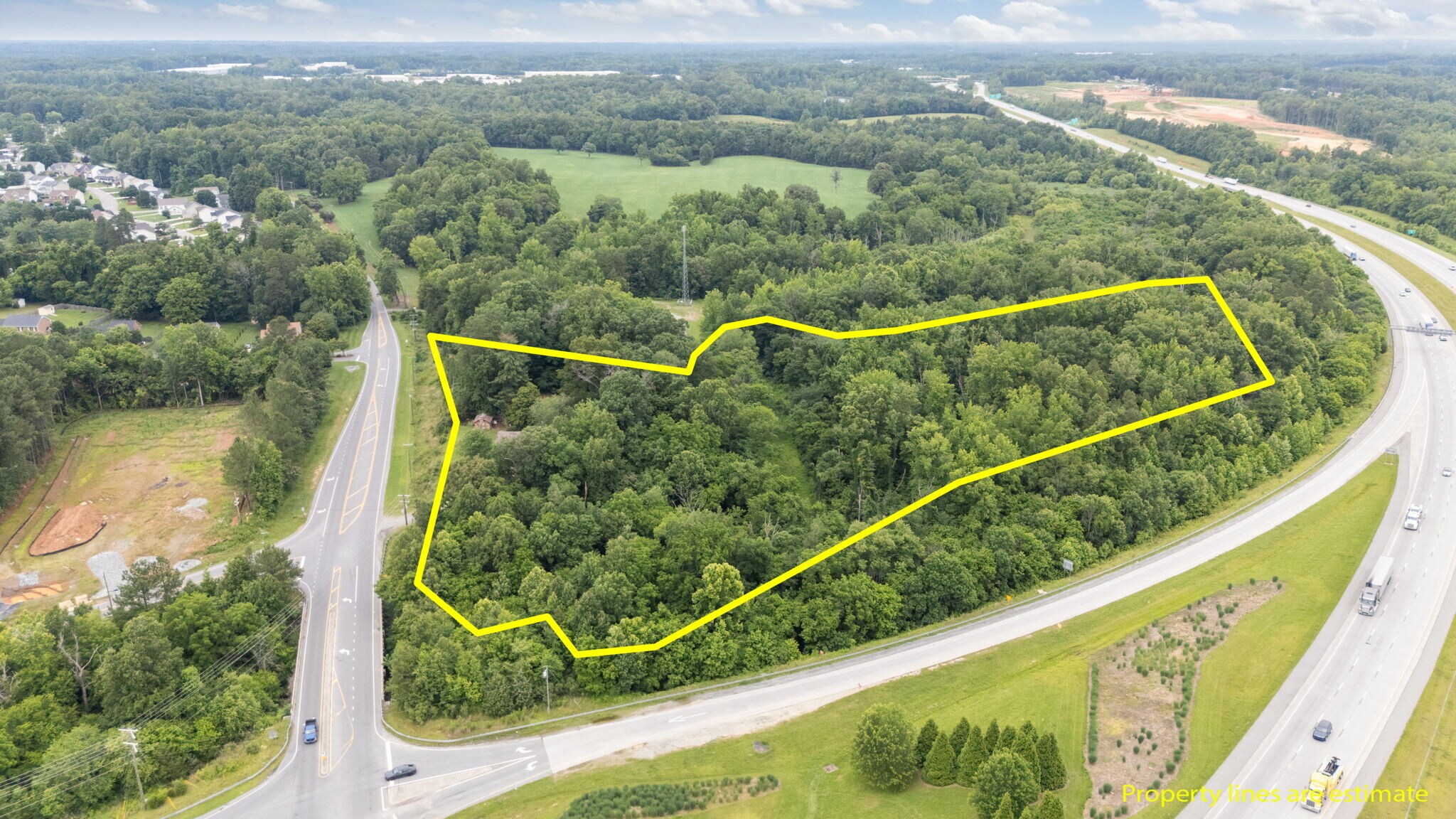 1729 Youngs Mill Rd, Greensboro, NC à vendre Photo du bâtiment- Image 1 de 1